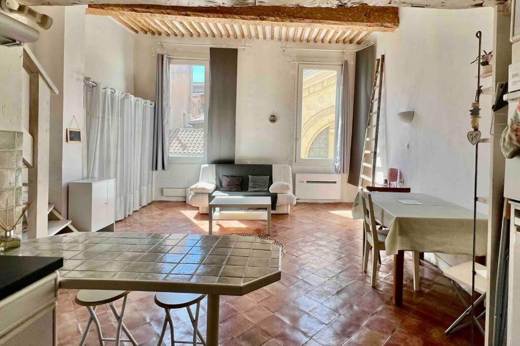 Appartement De Charme Au Coeur D'Aix Aix-en-Provence Exteriör bild